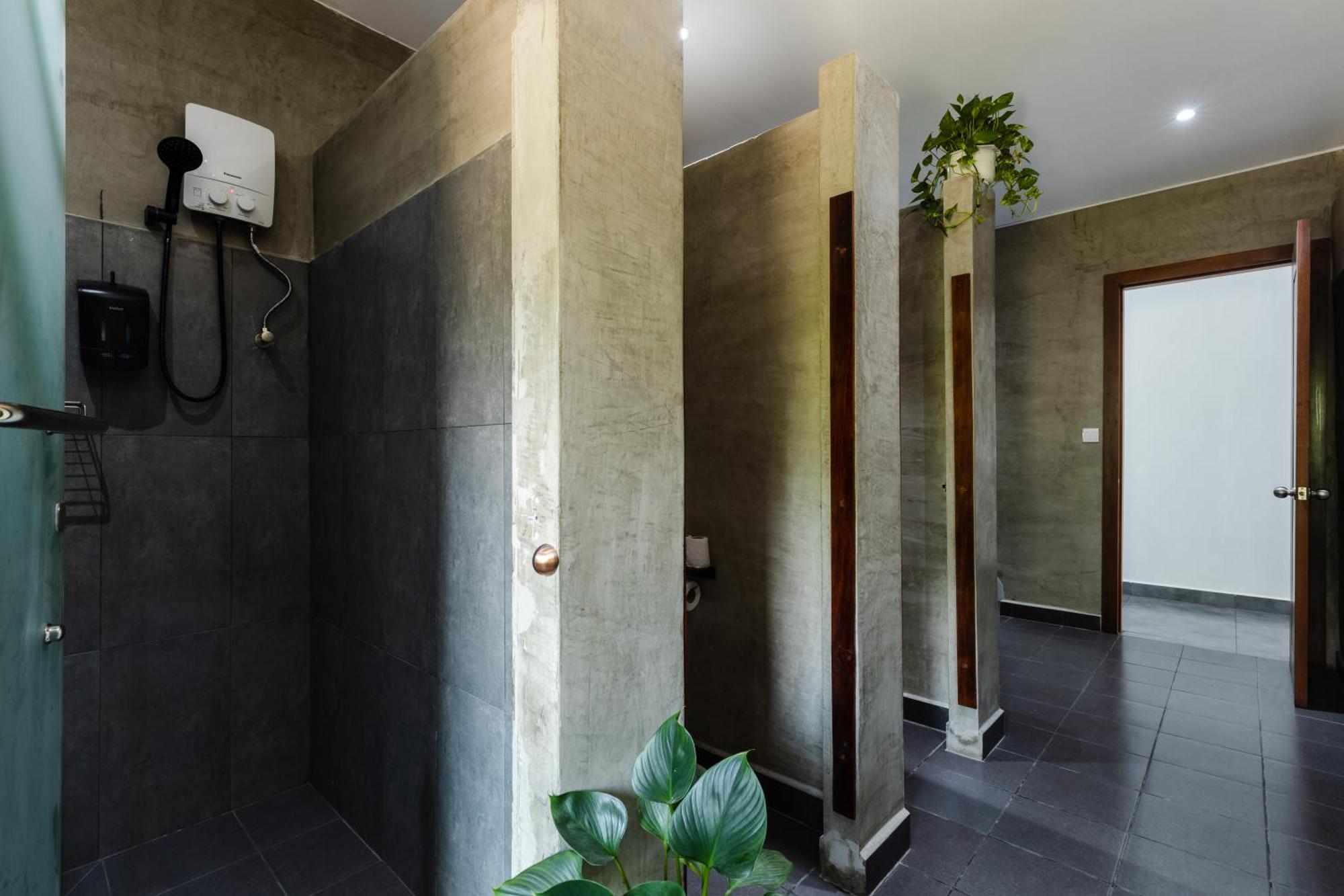 Onederz Sihanoukville - 10 Mins Walk From The Tourism Pier Room photo